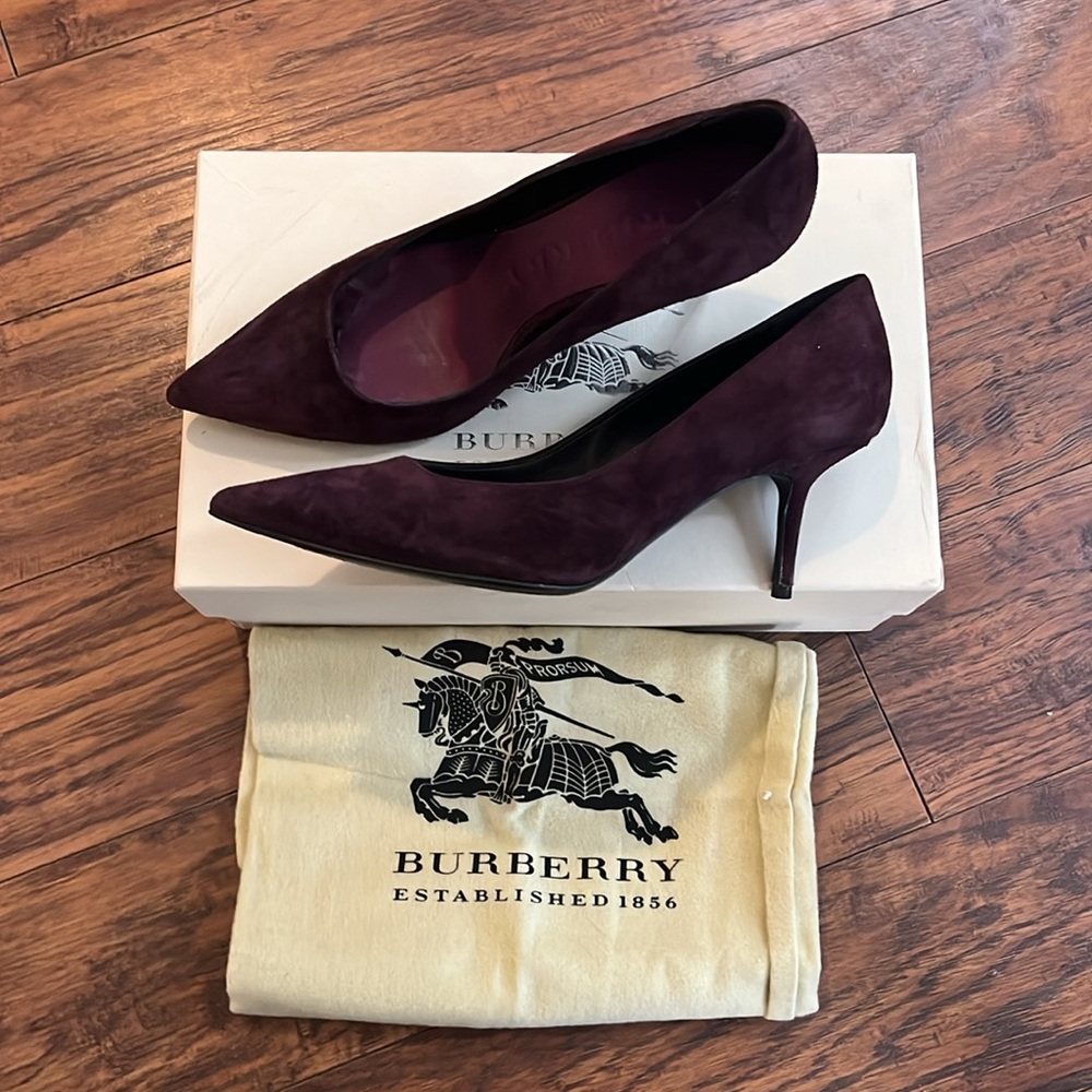 Burberry Bower Pointed Toe Purple Suede Pumps